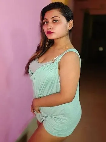 Curvy call girls Surat